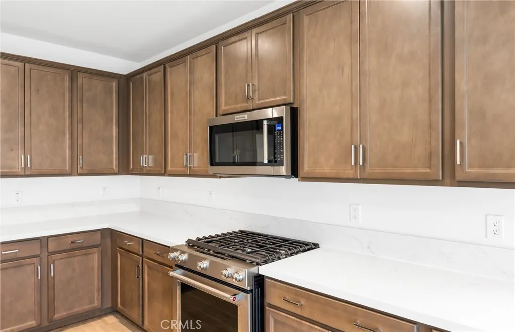 3920 Hudson Lane, Lake Elsinore, California 92530 home-pic-12