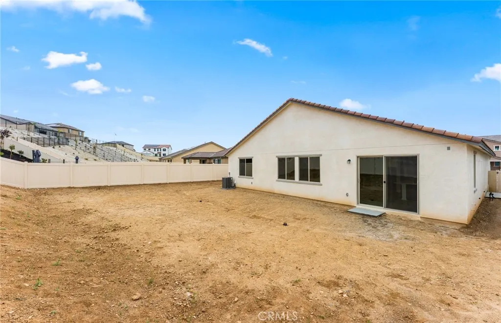 3920 Hudson Lane, Lake Elsinore, California 92530 home-pic-28