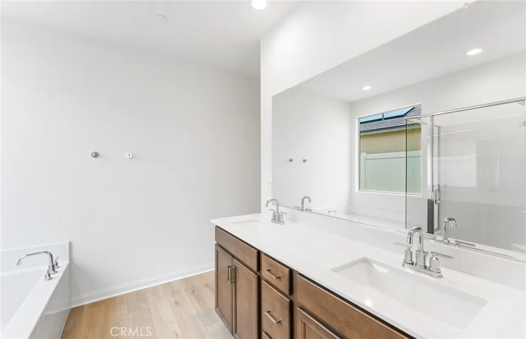 3920 Hudson Lane, Lake Elsinore, California 92530 home-pic-18
