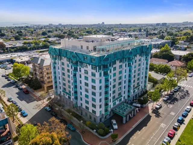 601 Laurel Avenue 406, San Mateo, California 94401