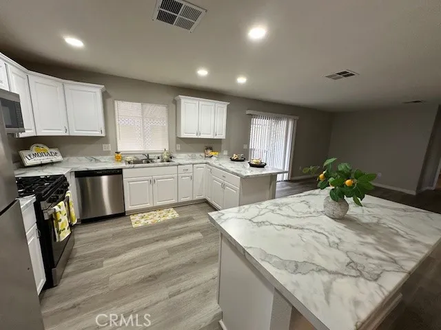 Kitchen with Island