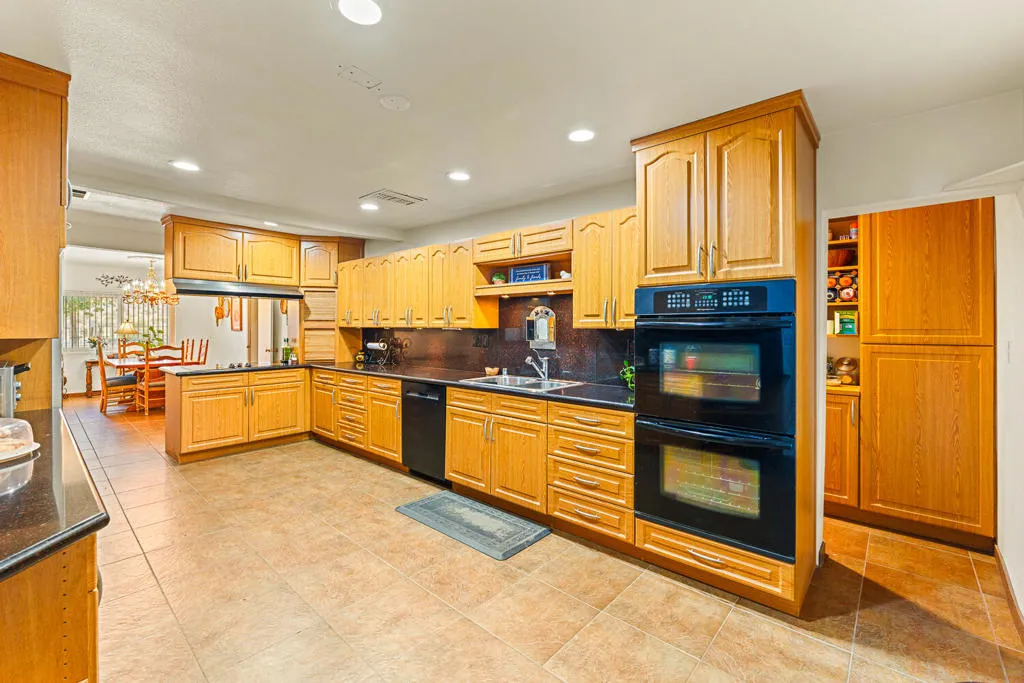 30400 Happy Valley Drive, Desert Hot Springs, California 92241 home-pic-13