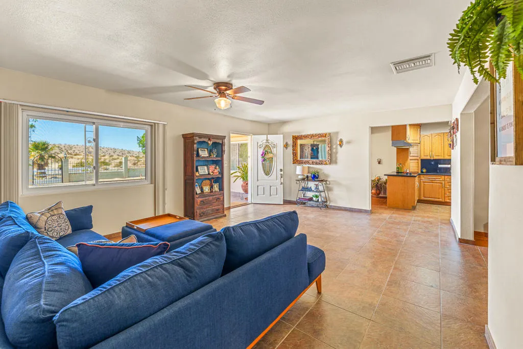 30400 Happy Valley Drive, Desert Hot Springs, California 92241 home-pic-9