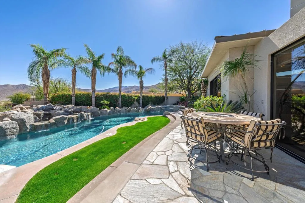 101 Netas Court, Palm Desert, California 92260 home-pic-15