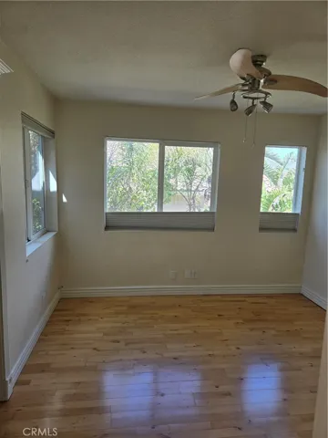3RD BEDROOM W/ HUGE CLOSET