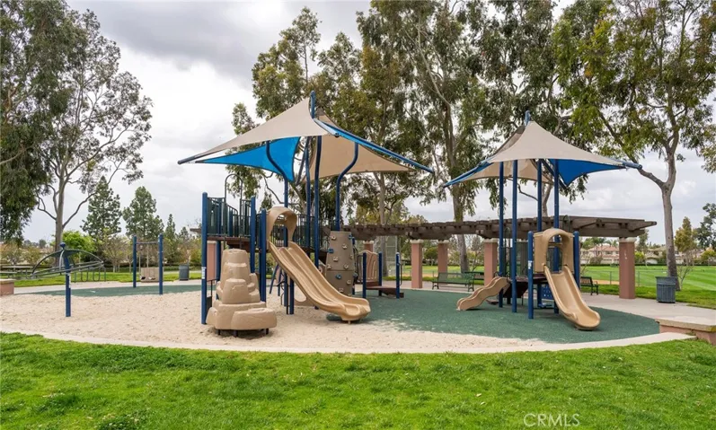 30 Christamon S 53, Irvine, California 92620