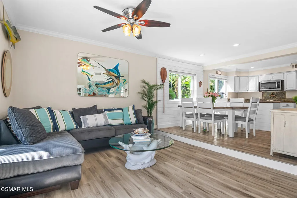 12384 Sunnyglen Drive, Moorpark, California 93021 home-pic-10