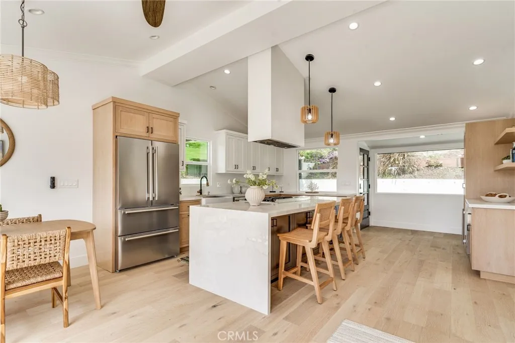 1480 Bluebird Canyon Drive, Laguna Beach, California 92651 home-pic-7