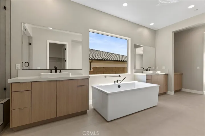 Primary Bathroom: Oakdale - Ridge Collection at Bella Vista- Photo of an Oakdale type.  Not actual home for sale.  Home is still under construction.