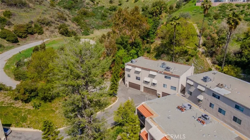8038 Via Pompeii, Burbank, California 91504