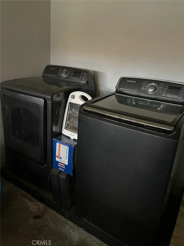 879 E Turmont Street, Carson, California 90746 home-pic-17