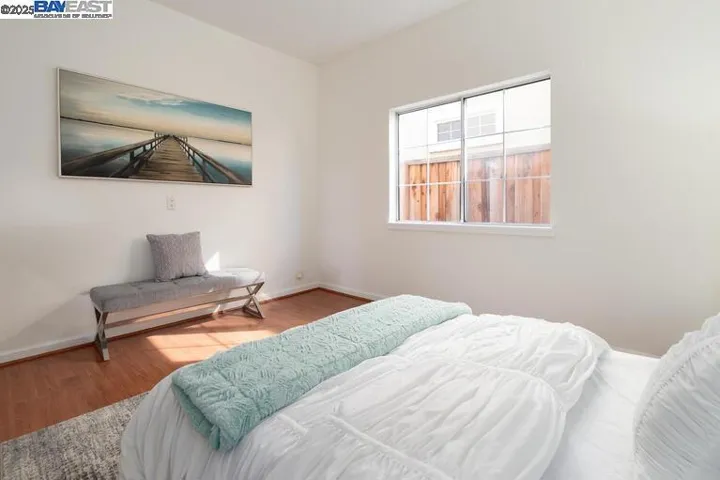 220 Bridgehead Ln, Hayward, California 94544