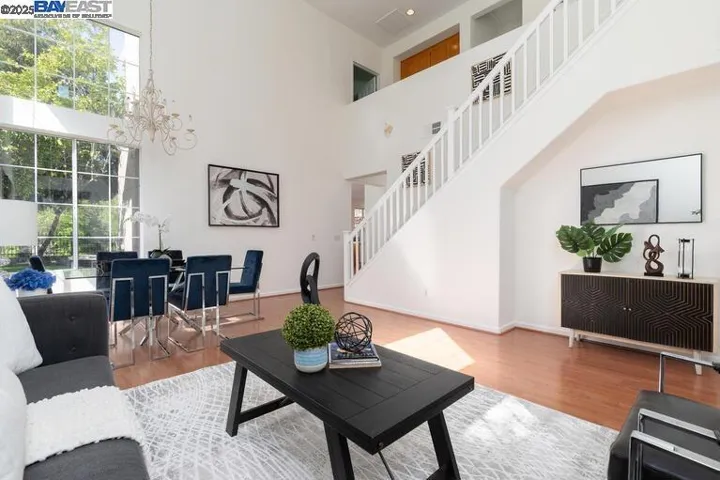 220 Bridgehead Ln, Hayward, California 94544