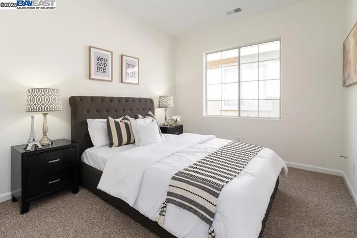 220 Bridgehead Ln, Hayward, California 94544