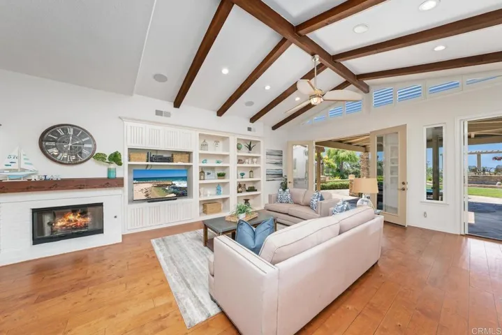 1254 Mariposa Road, Carlsbad, California 92011