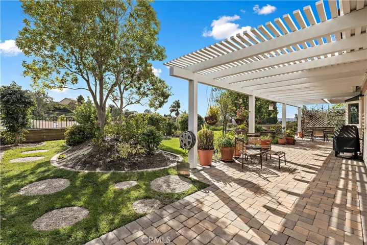 26982 Pueblonuevo Drive, Mission Viejo, California 92691