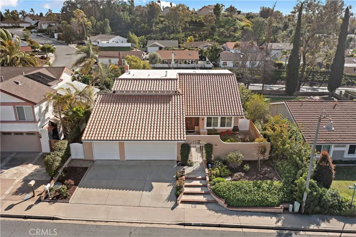 26982 Pueblonuevo Drive, Mission Viejo, California 92691