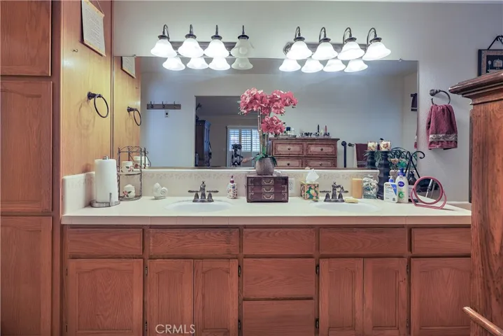 2583 Clydesdale Avenue, Atwater, California 95301