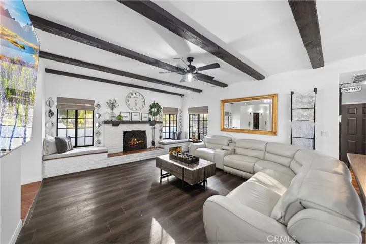 20575 Avenida De Arboles, Murrieta, California 92562