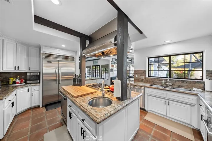20575 Avenida De Arboles, Murrieta, California 92562
