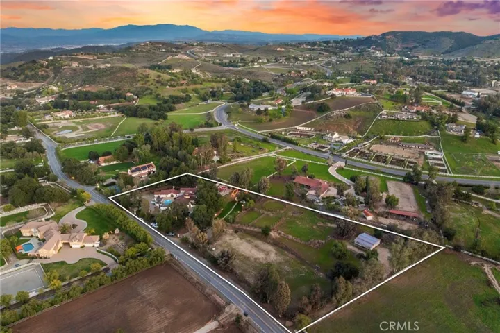 20575 Avenida De Arboles, Murrieta, California 92562