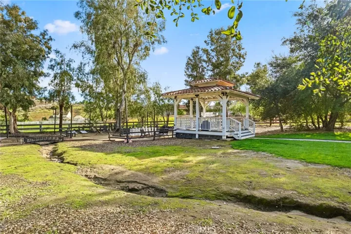 20575 Avenida De Arboles, Murrieta, California 92562