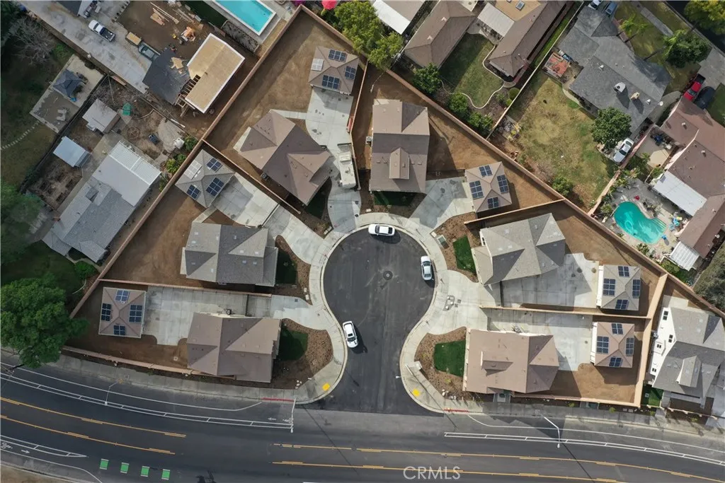 5215 Peony Court, Riverside, California 92506 home-pic-0