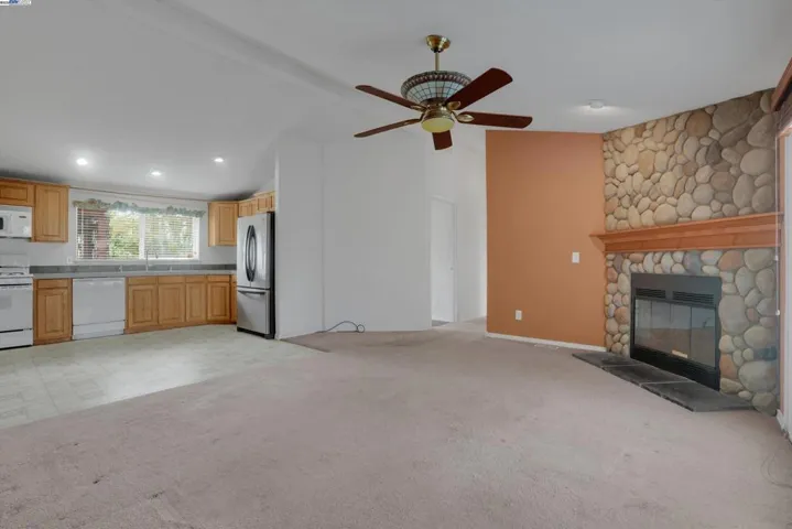 124 San Joaquin St, Modesto, California 95358