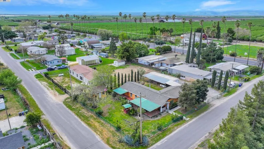 124 San Joaquin St, Modesto, California 95358