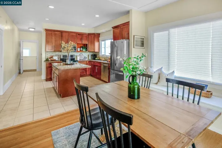 713 Pacific Ave, Alameda, California 94501