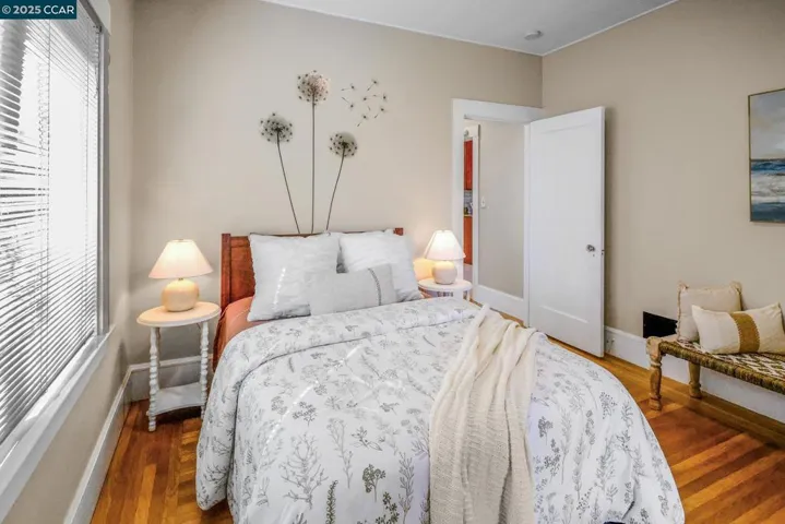 713 Pacific Ave, Alameda, California 94501