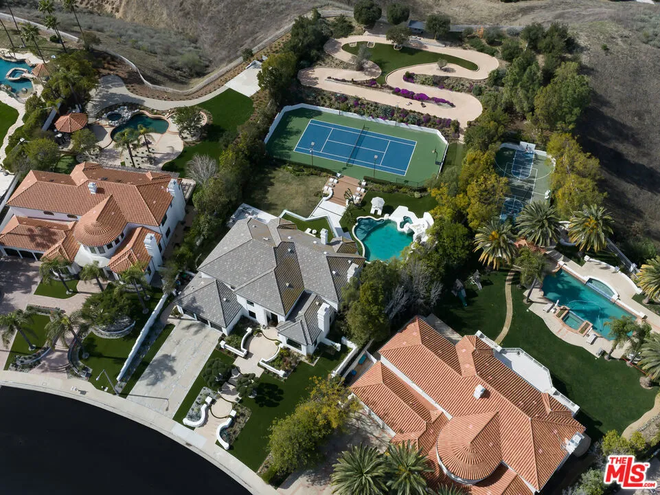 5541 Amber Circle, Calabasas, California 91302 home-pic-40