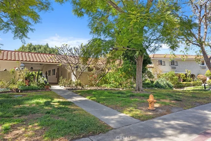 2319 Via Puerta P, Laguna Woods, California 92637
