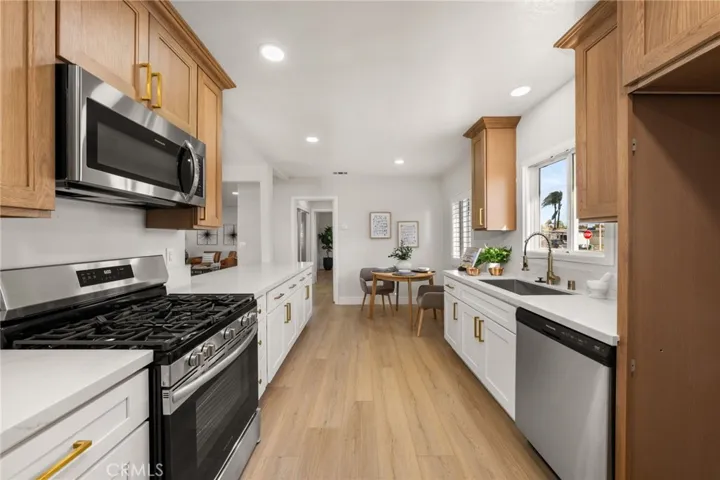 5103 N Lyman Avenue, Covina, California 91724