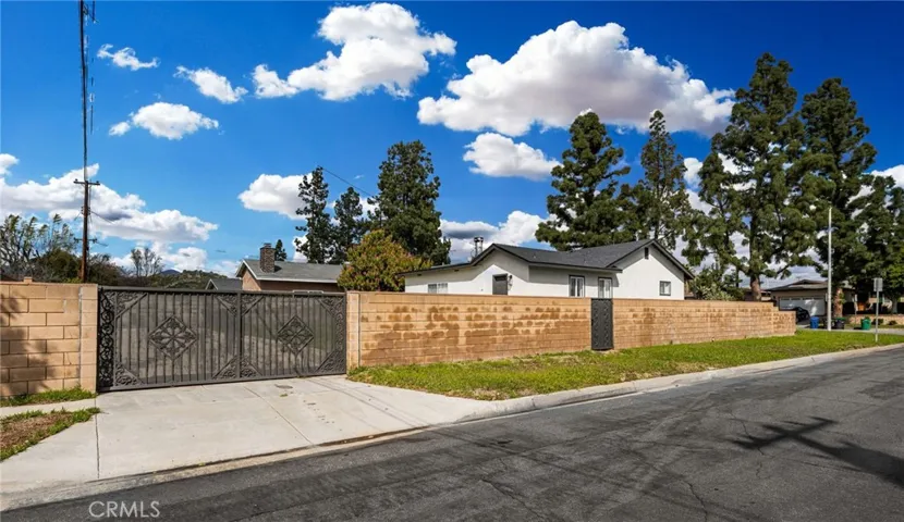 5103 N Lyman Avenue, Covina, California 91724