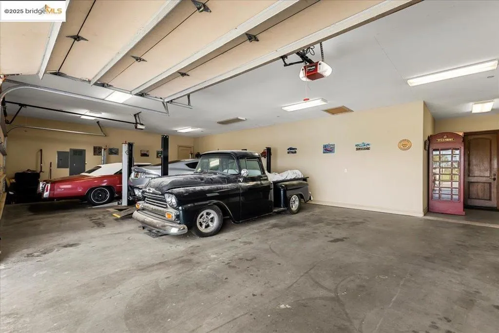 3600 Byer Rd, Byron, California 94514 home-pic-56