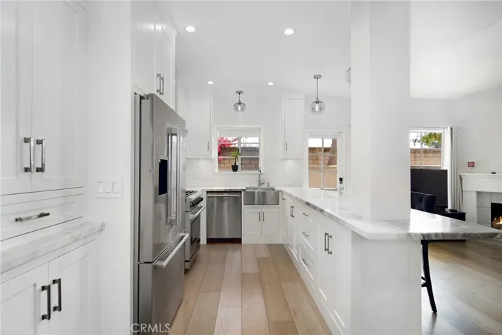 19928 Chase Street 15, Winnetka, California 91306