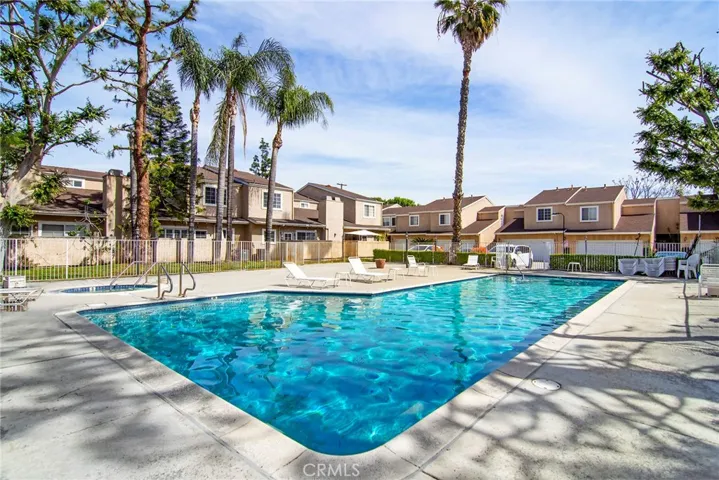 19928 Chase Street 15, Winnetka, California 91306