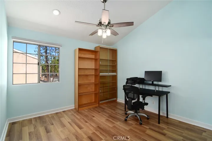 19928 Chase Street 15, Winnetka, California 91306