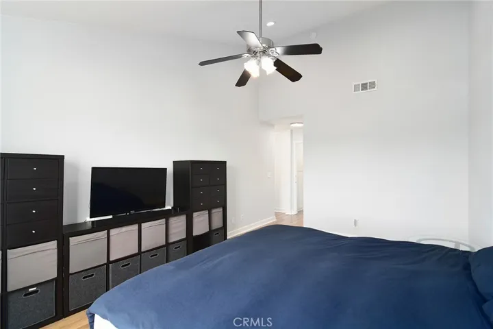 19928 Chase Street 15, Winnetka, California 91306