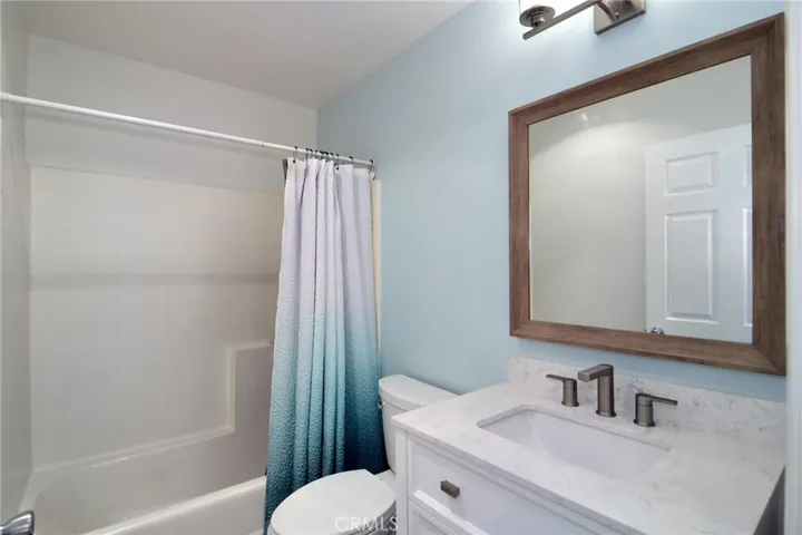 19928 Chase Street 15, Winnetka, California 91306