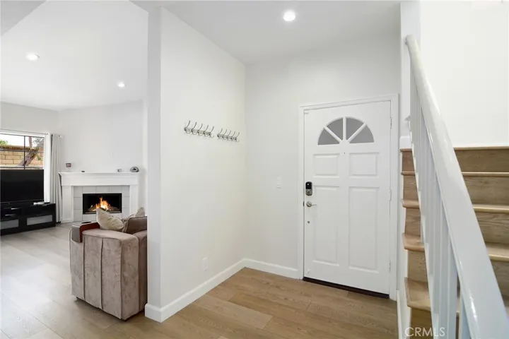 19928 Chase Street 15, Winnetka, California 91306