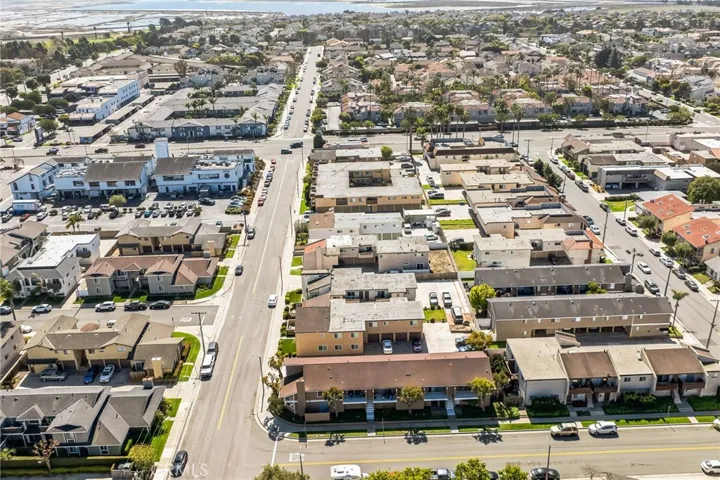 16861 Green Lane, Huntington Beach, California 92649