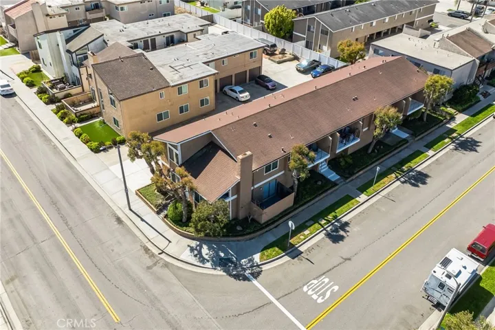 16861 Green Lane, Huntington Beach, California 92649