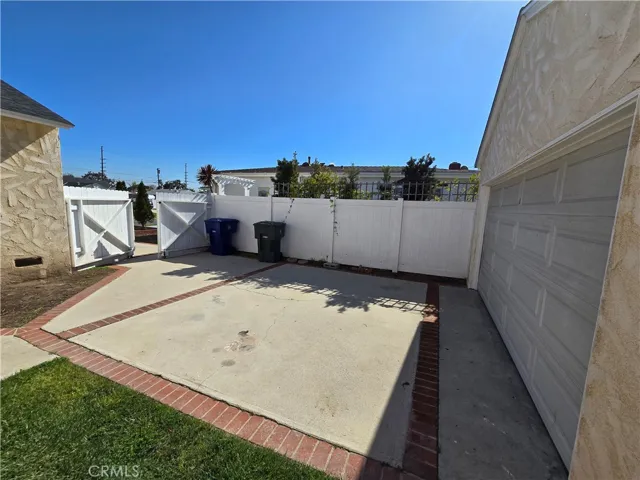 4726 Greenmeadows Avenue, Torrance, California 90505