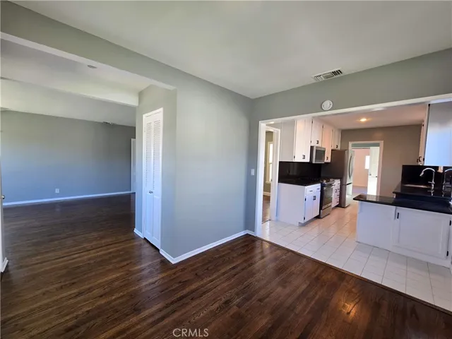 4726 Greenmeadows Avenue, Torrance, California 90505