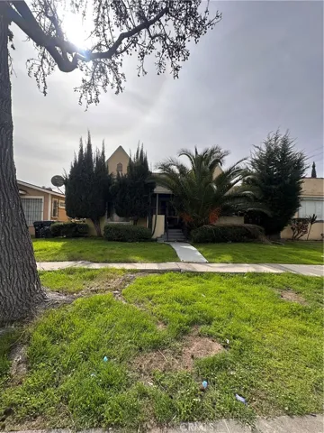 806 E 76th Street, Los Angeles, California 90001