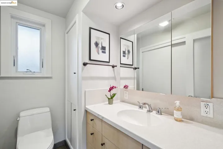 1519 Oxford St G, Berkeley, California 94709