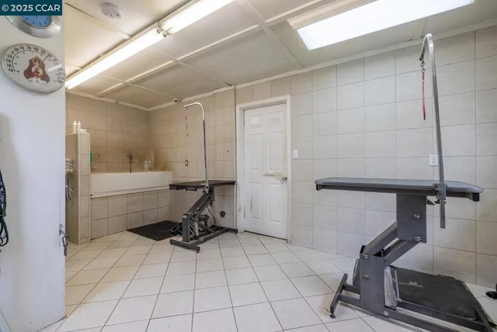 7050 Starr Rd, Windsor, California 95492