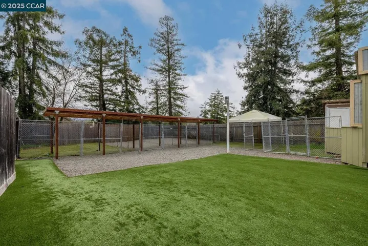 7050 Starr Rd, Windsor, California 95492